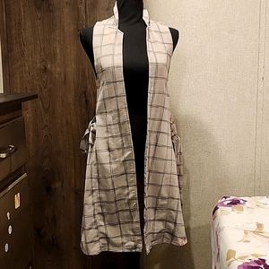 Cressida Button Open Front Sleeveless Blazer Jacket.